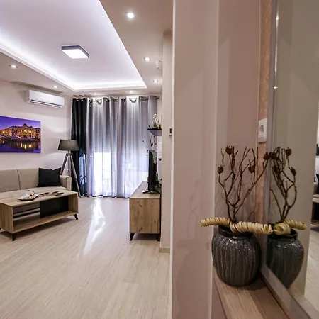 Helena'S Apartment Two Golos Dış mekan fotoğraf